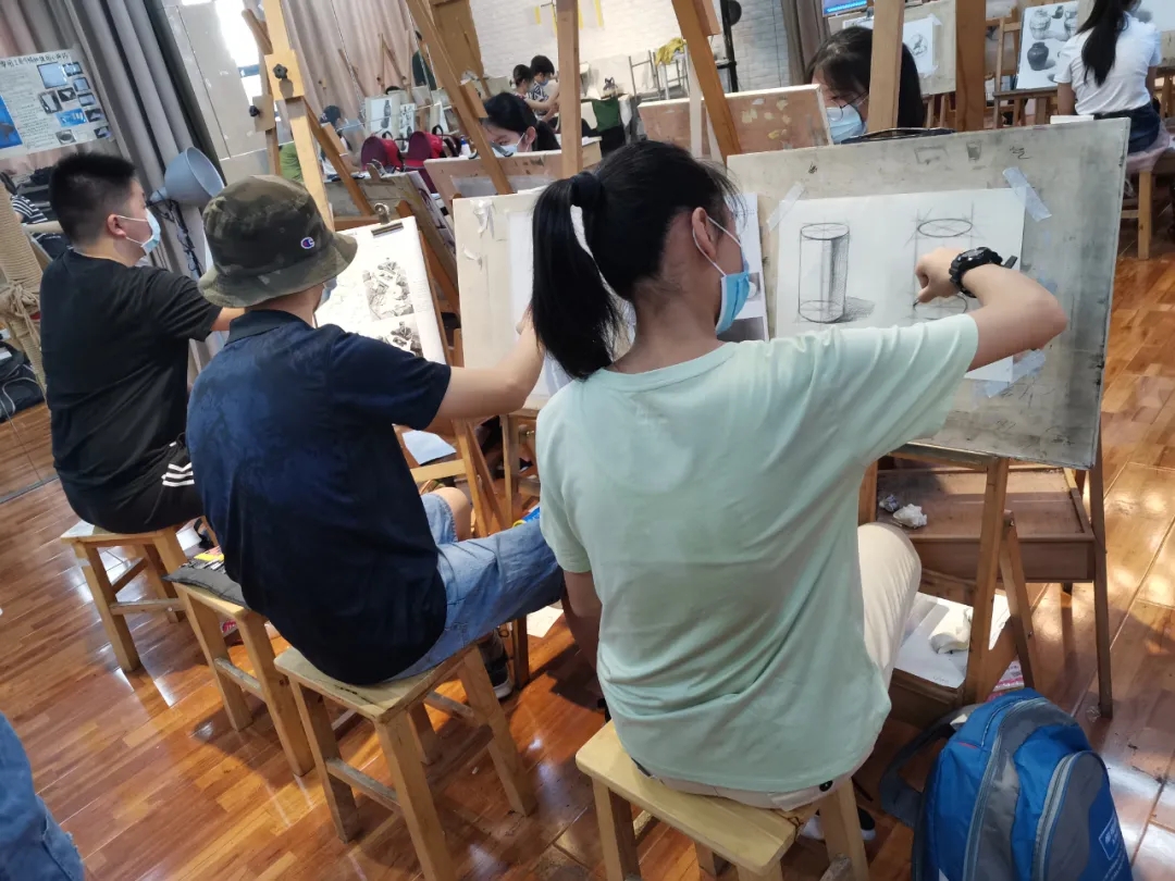 奋笔记下求知路，细绘描出未来梦&mdash;&mdash;k8凯发(中国)天生赢家·一触即发2020年基础部【秋季班】第一期回顾