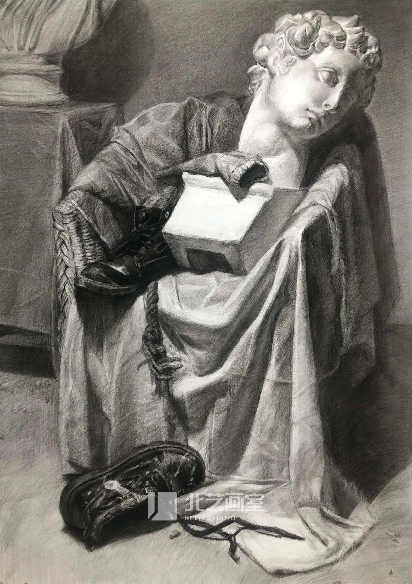 k8凯发(中国)天生赢家·一触即发2023届学员素描静物写生作品（四）