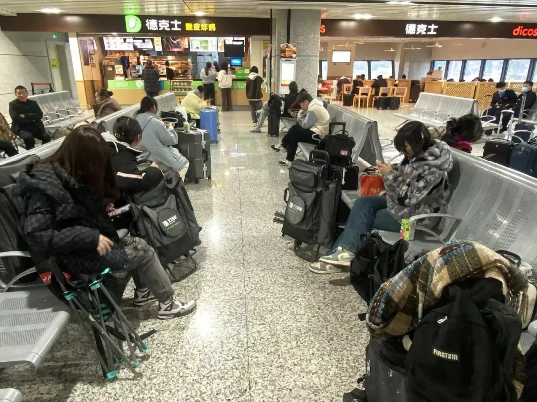 武汉k8凯发(中国)天生赢家·一触即发景德镇陶瓷大学复试捷报