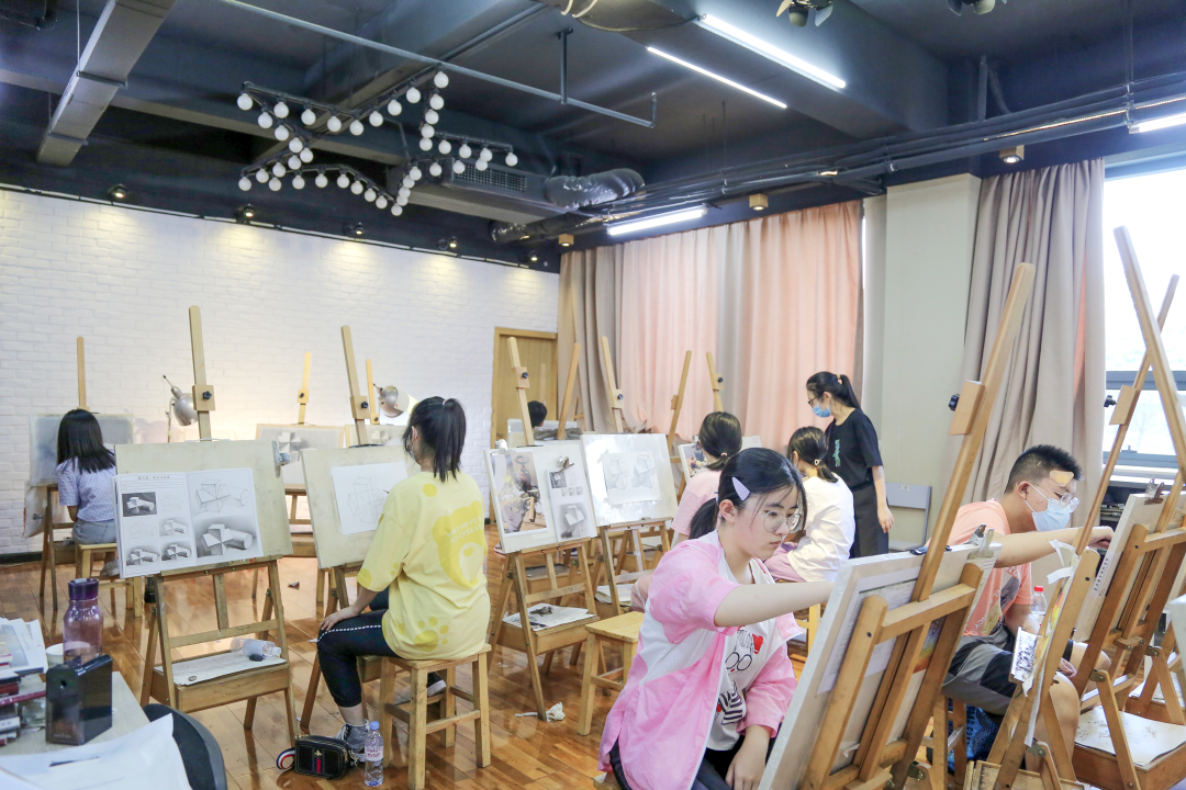 k8凯发(中国)天生赢家·一触即发暑期班课堂场景