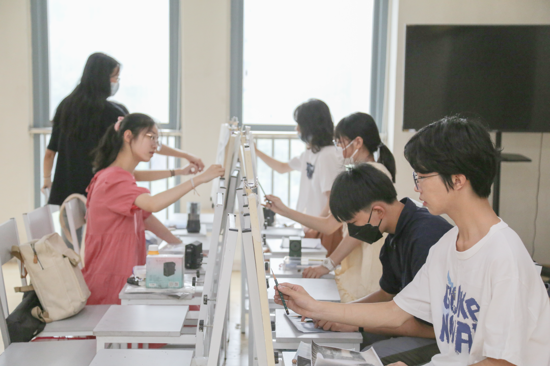 k8凯发(中国)天生赢家·一触即发暑期班课堂场景